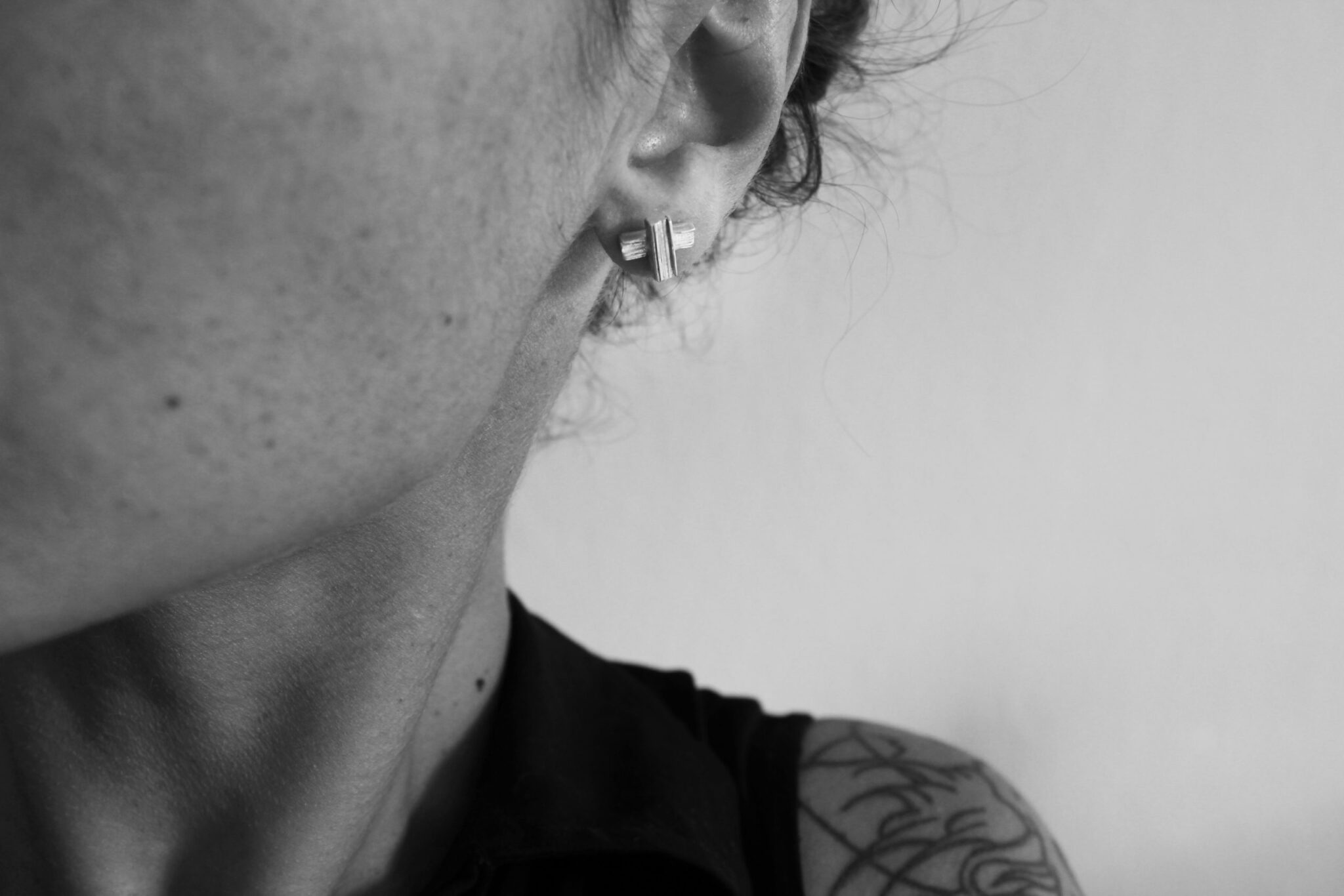 Small X Earrings